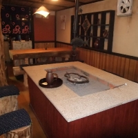 懐かしい囲炉裏です。